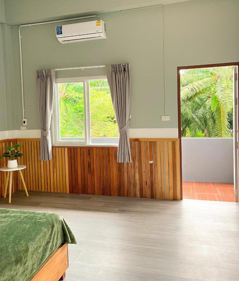 Private Room With Share Bathroom At Little Wild House Khaosok Khao Sok National Park Dış mekan fotoğraf